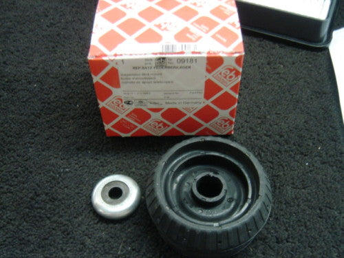 KA FRONT STRUT TOP MOUNTING 1013794  1002513