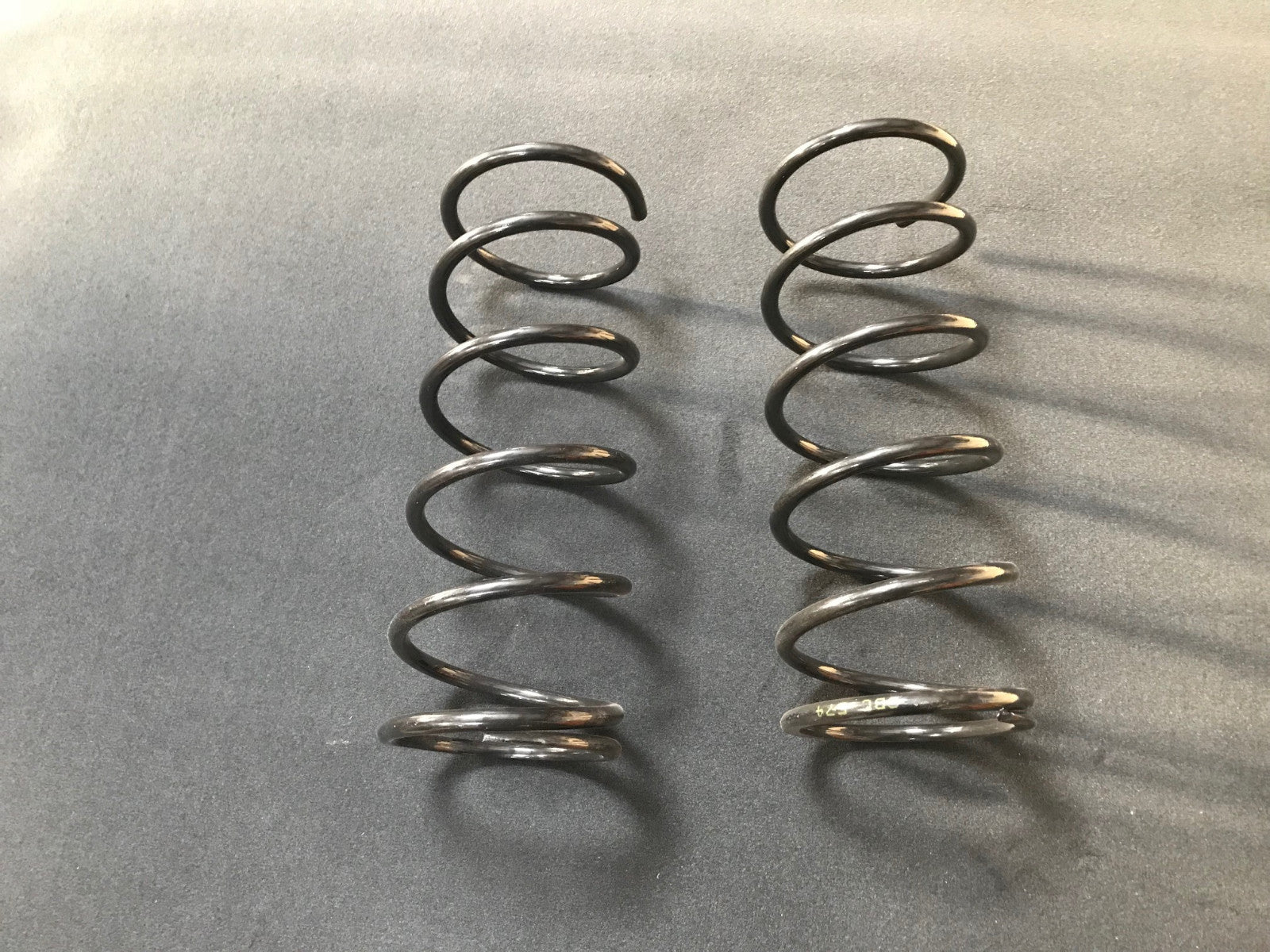FRONT COIL SPRING TO FIT TOYOTA CARINA CORONA AT171 ST171 CT170 SUPLEX GBC574