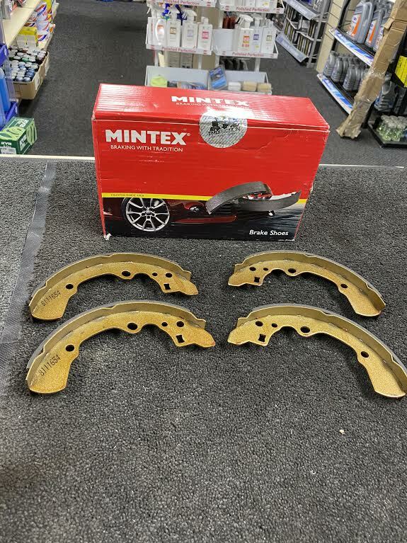 FOR MAZDA 626 4WS  1987-1992 MINTEX REAR BRAKE SHOES SET OF 4