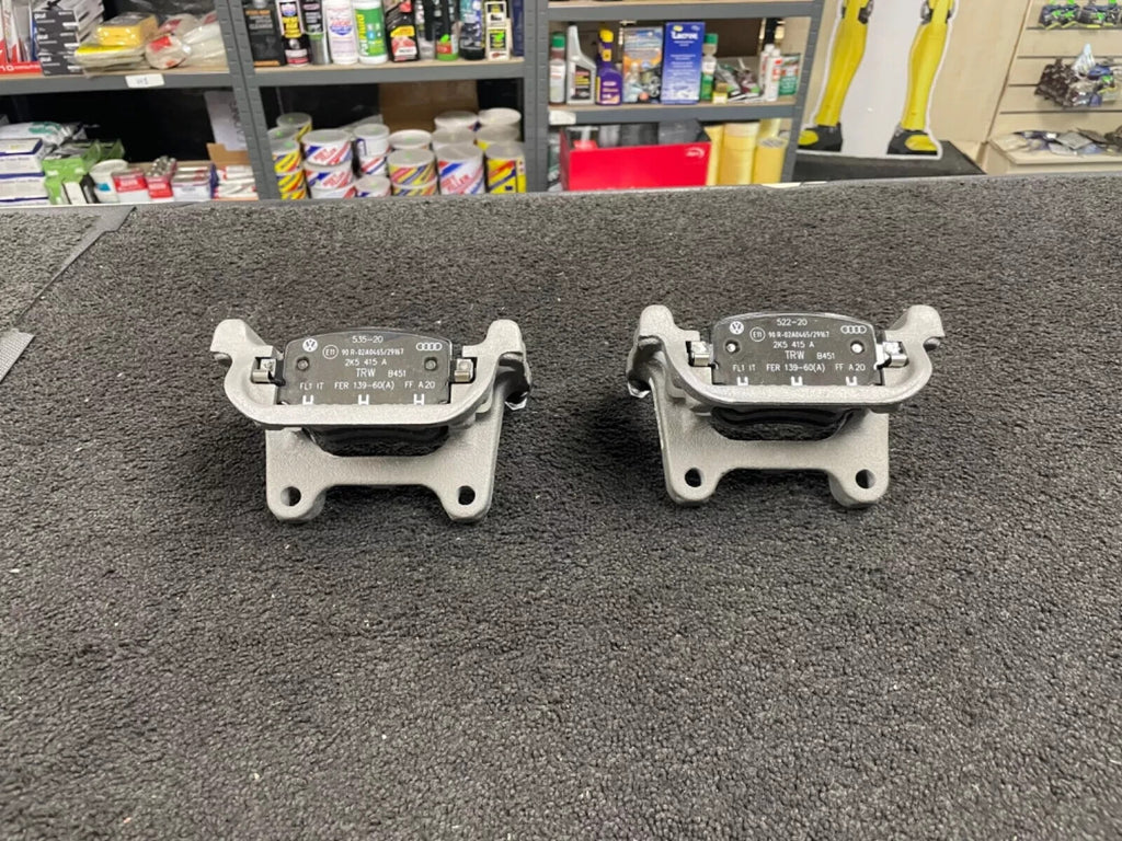 2 GENUINE VW REAR BRAKE CALIPER CARRIER BRACKET PADS CADDY MK4 2.0TD CUUD/DFSD