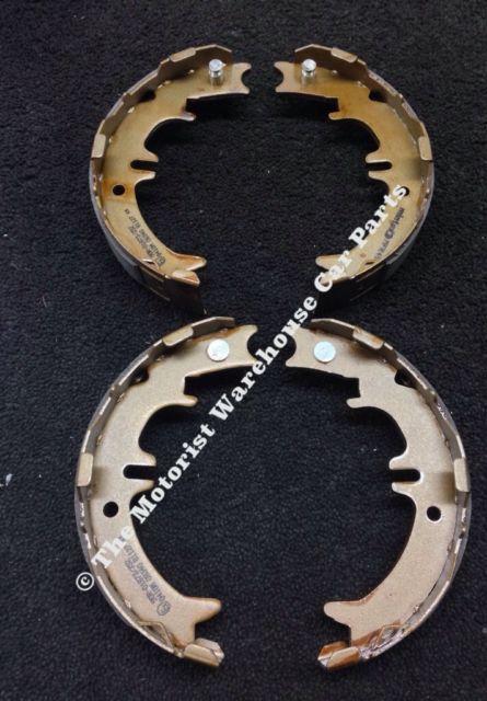 FOR TOYOTA LANDCRUISER COLORADO PRADO 3.0TD D4D REAR HAND BRAKE PARKING SHOES
