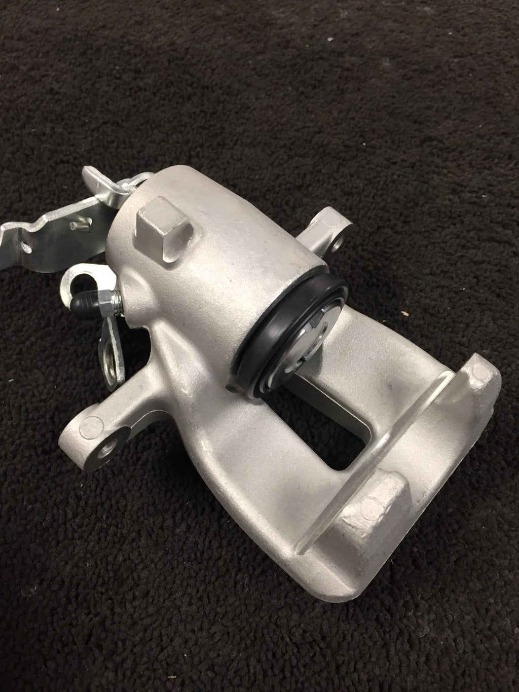 REAR BRAKE CALIPER LEFT SIDE FOR VW JETTA TSI TFSI REAR BRAKE CALIPER LH SIDE