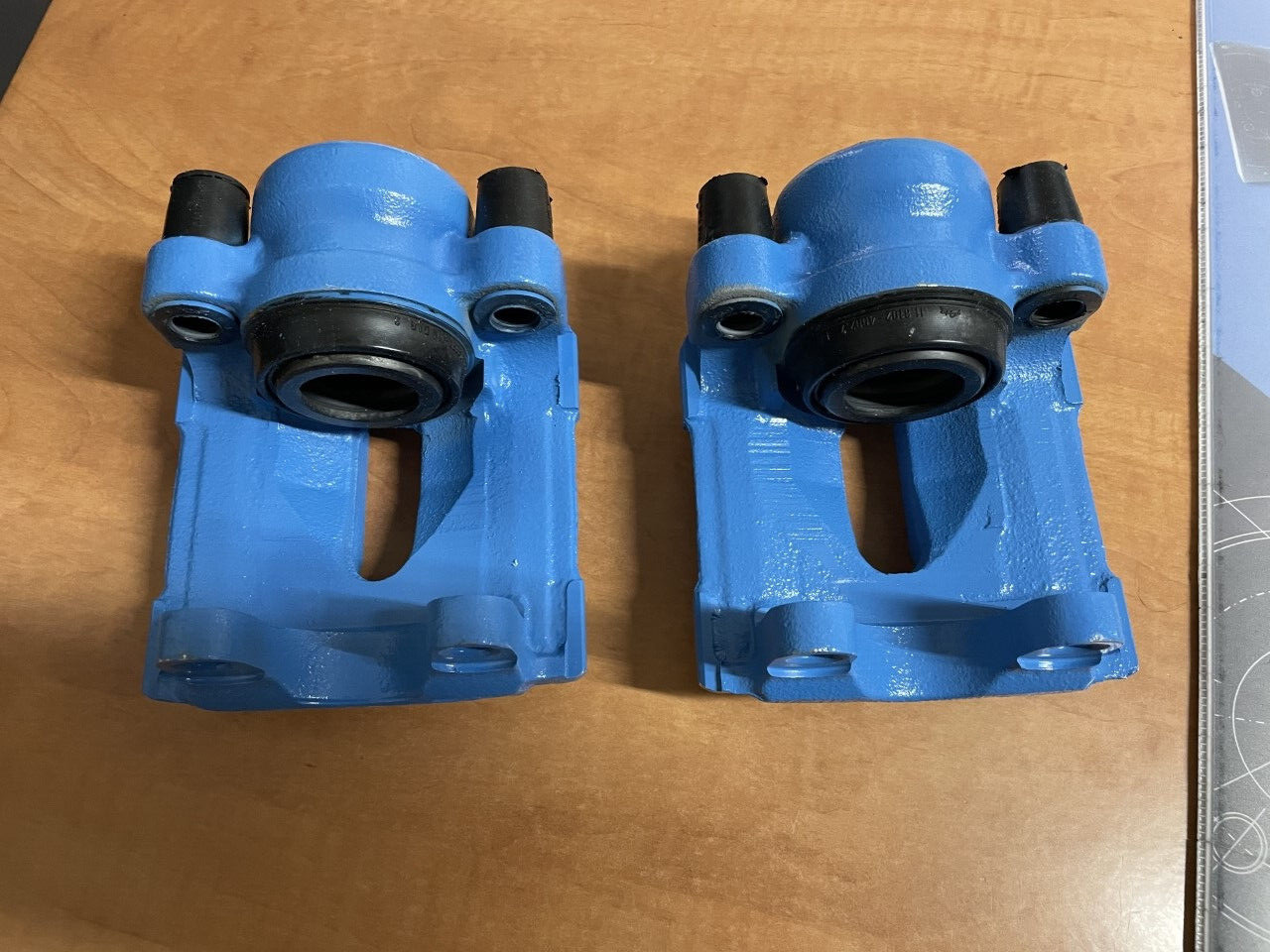 FOR BMW E81 E82 E87 E88 E90 E91 E92 E93 X1 BLUE REAR CALIPERS FOR 300MM DISCS