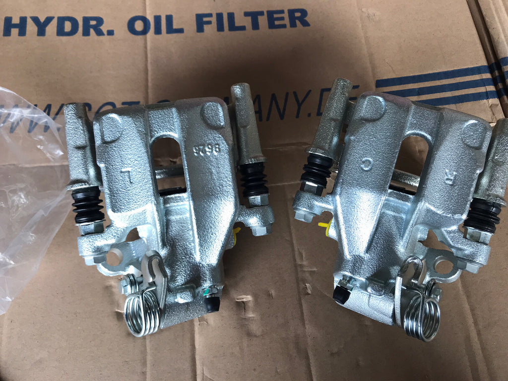 2 REAR BRAKE CALIPERS BRACKET CARRIER GOLF MK2 MK3 GTi G60 CORRADO JETTA VENTO