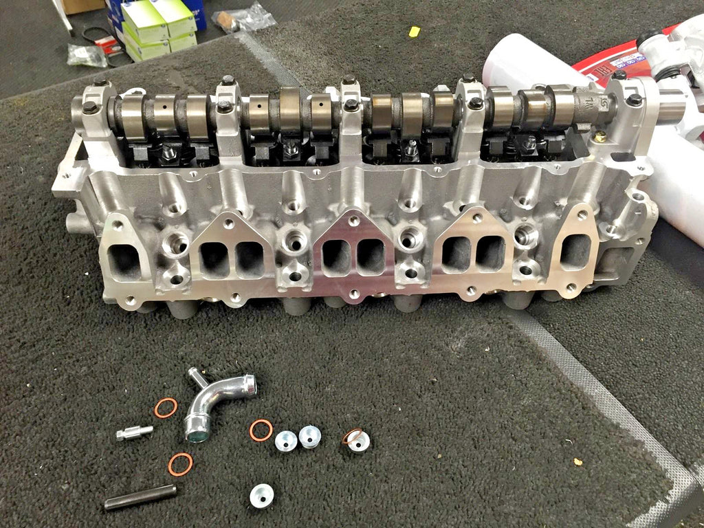 MAZDA BONGO FRIENDEE IMPORT 2.5TD WL WLT CYLINDER HEAD COMPLETE ASSEMBLED 