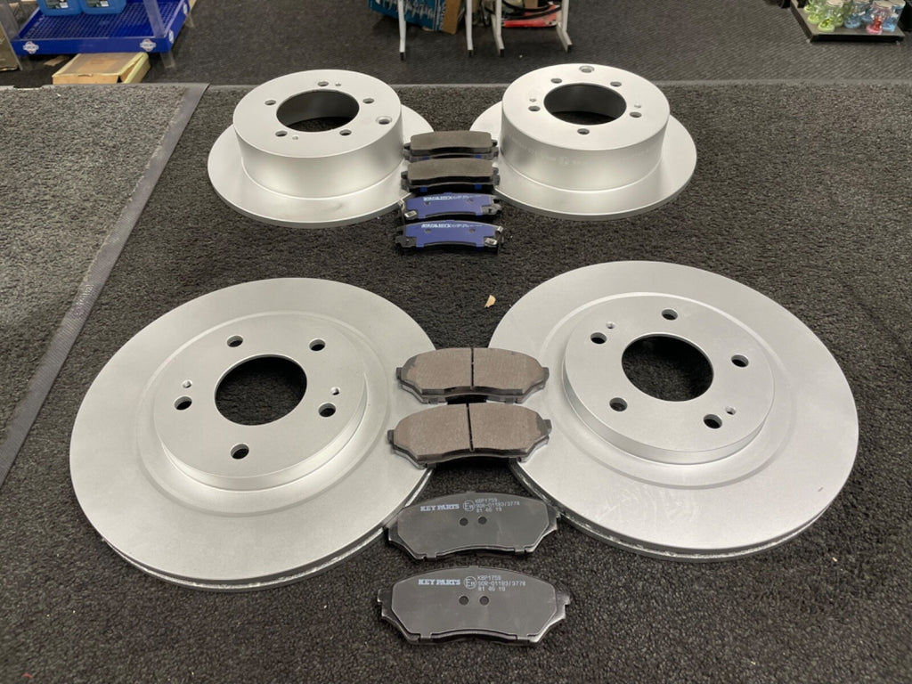FOR MITSUBISHI SHOGUN PININ FRONT & REAR BRAKE DISCS & PADS
