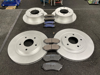 FOR MITSUBISHI SHOGUN PININ FRONT & REAR BRAKE DISCS & PADS