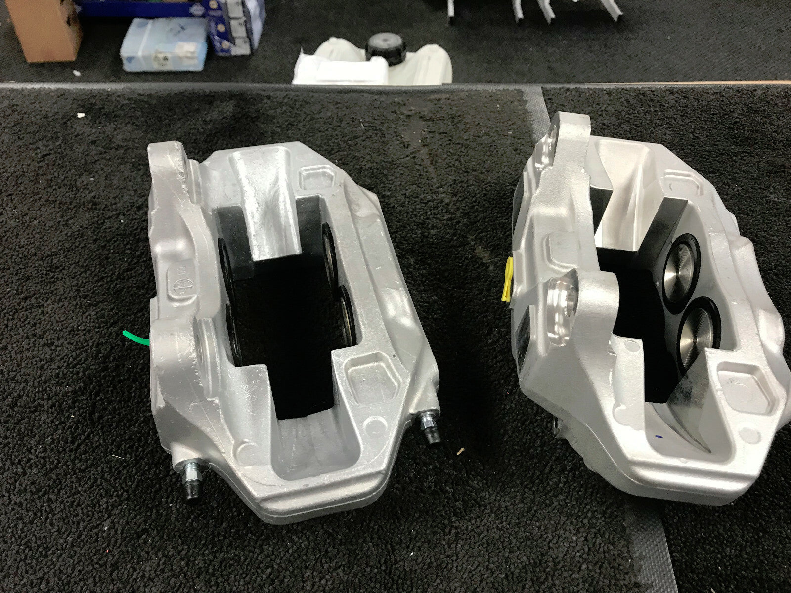 PORSCHE CAYYENE 3.0 3.2 3.6 955 FRONT BRAKE CALIPERS LH RH PAIR 4 PISTON BREMBO