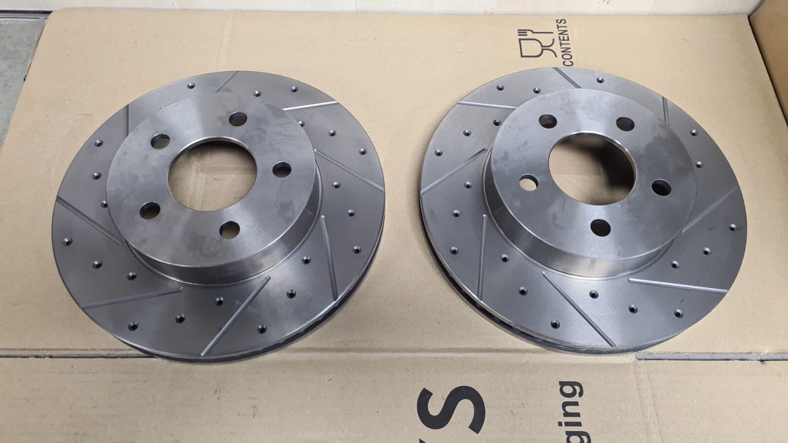 FIT FOR JEEP CHEROKEE 2.4 2.5 2.8 3.7 FRONT DRILLED GROOVED BRAKE DISCS 288MM