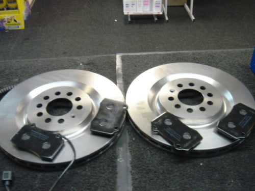 LEON CUPRA R AUDI A3 S3 TT FRONT BRAKE DISCS &PADS 