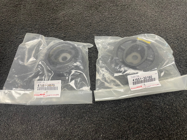 FOR LEXUS IS GS  REAR DIFFERENTIAL DIFF MOUNTING BUSH PAIR 4165130160 4165130170