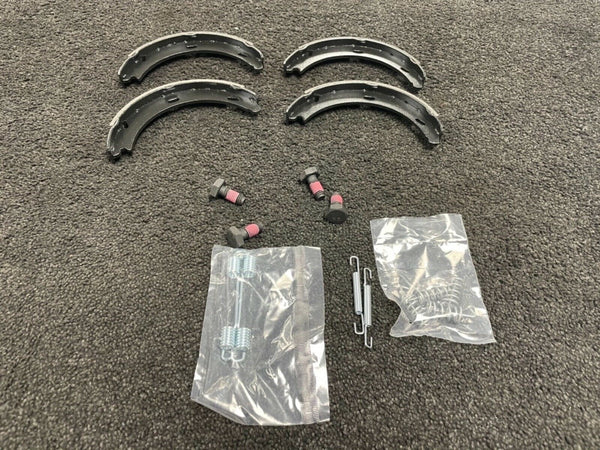 FOR CLK200 CLK230 CLK270 CLK430 HANDBRAKE PARKING SHOES BRAKE FITTING KIT 