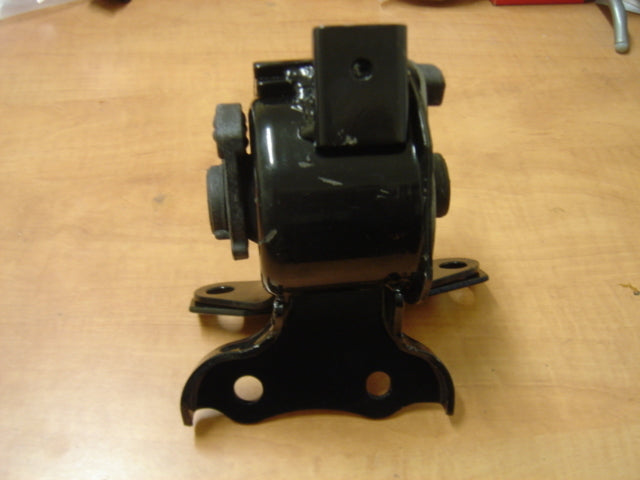 MAZDA 6 2.0DIESEL 2002-08 ENGINE GEARBOX MOUNT MOUNTING LOWER LEFT SIDE