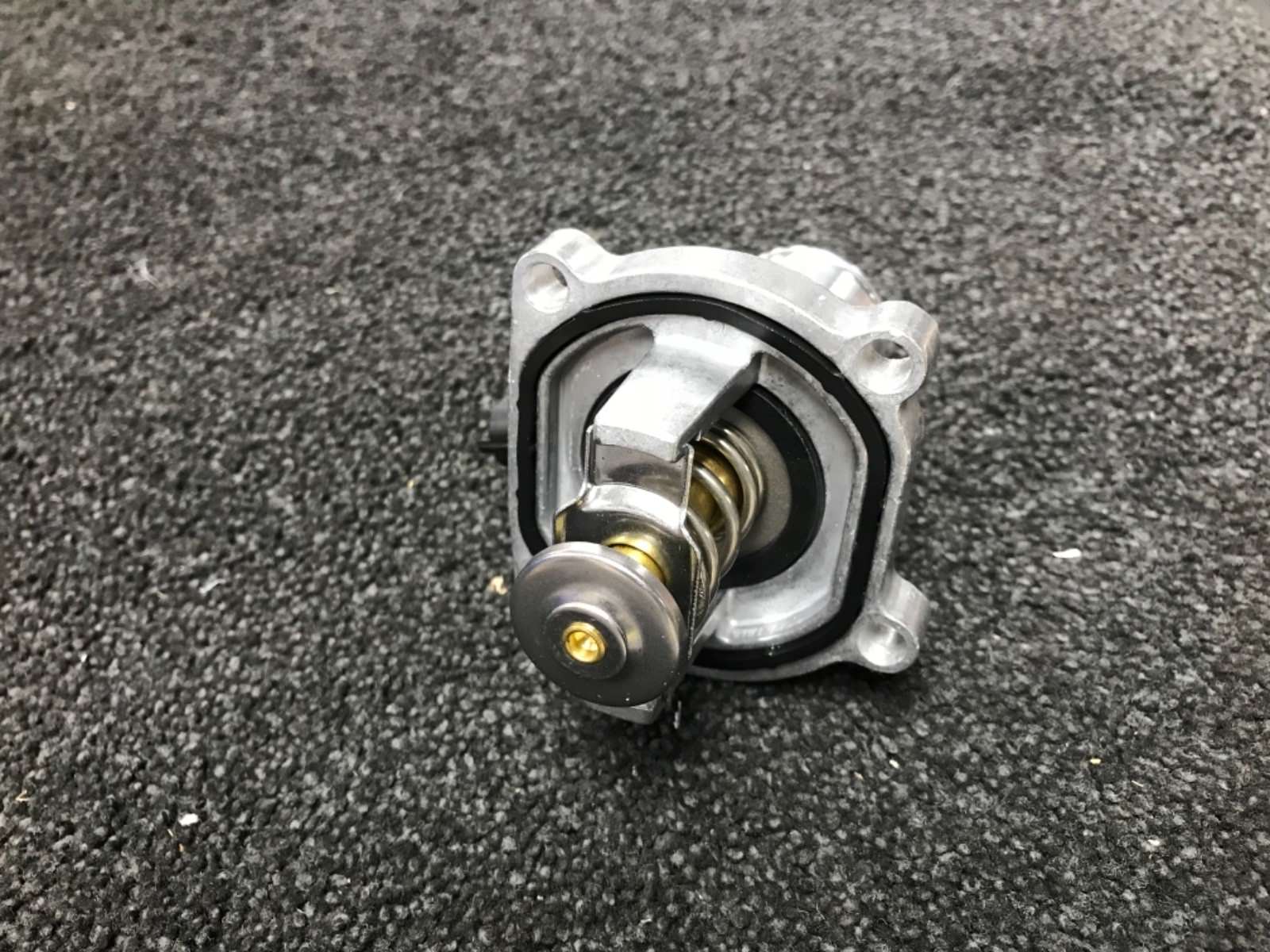 FOR VAUXHAL ASTRA ZAFIRA VECTRA INSIGNIA MERIVA SIGNUM THERMOSTAT  WITH SENSOR