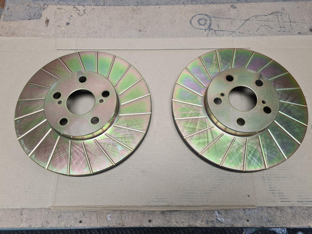 FOR TOYOTA CELICA 1.8 ZZT230 1999 TO 2002 255MM GROOVED BRAKE DISCS