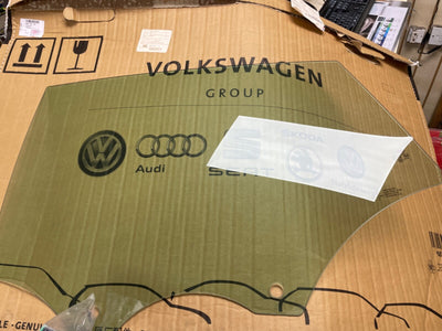 AUDI A5 S5 8W6 SPORTBACK REAR LEFT DOOR GLASS 8W8845205 BRAND NEW GENUINE