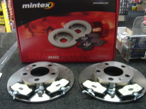 AUDI A2 A3 TT 1.8T MINTEX REAR BRAKE DISCS BRAKE PADS