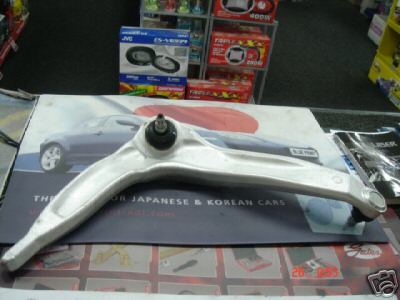 ROVER 75 CLUB TOURER MG ZT ZT-T LOWER  WISHBONE ARM BALL JOINT LH PASSENGER SIDE