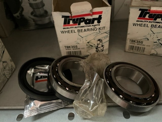 AUSTI MAESTRA MONTEGO 1984-1985 FRONT WHEEL BEARING KIT 2PCE ROLLER TBK355