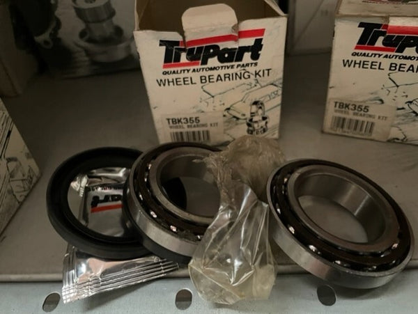 AUSTI MAESTRA MONTEGO 1984-1985 FRONT WHEEL BEARING KIT 2PCE ROLLER TBK355