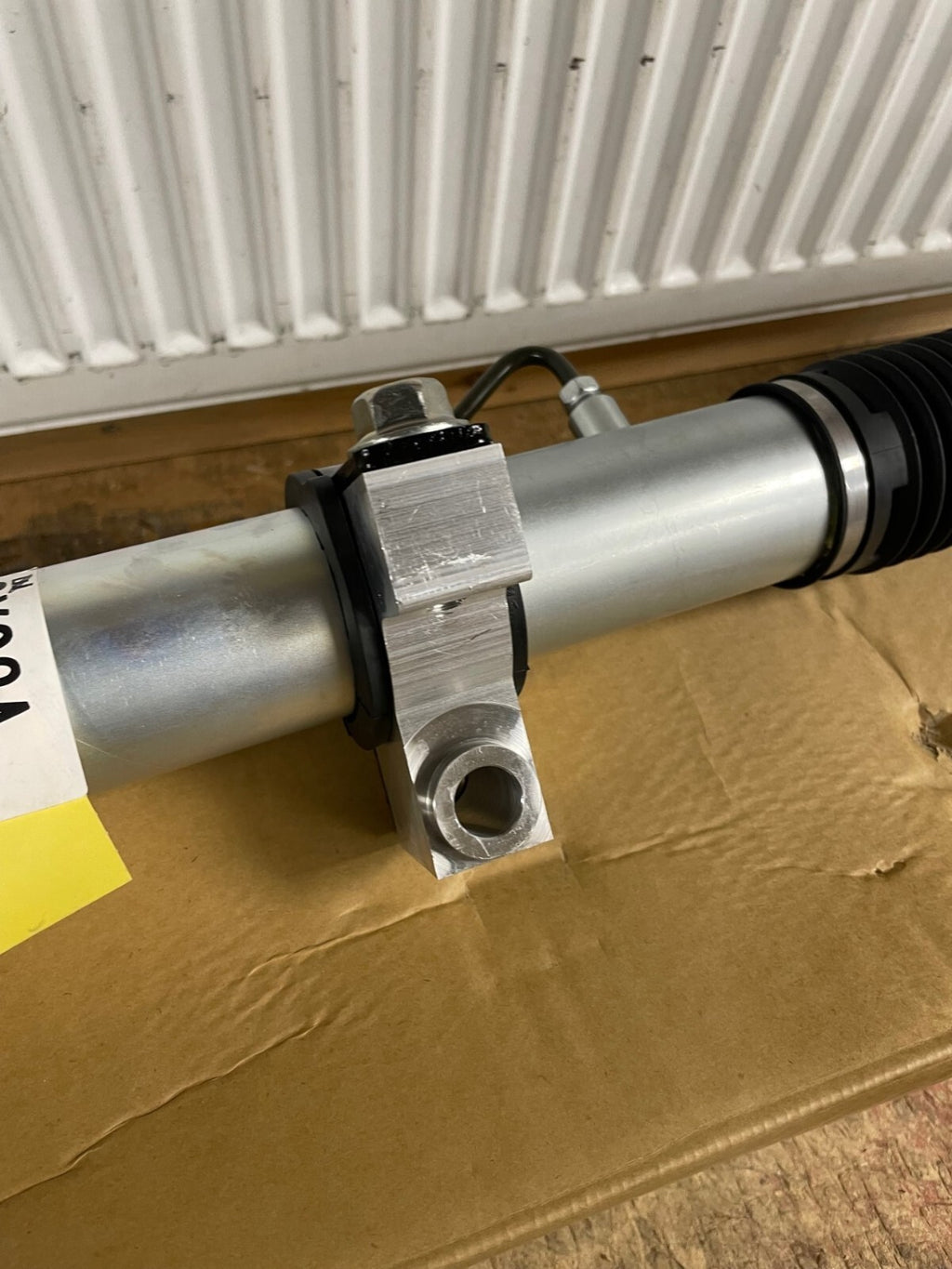 FOR NISSAN NAVARA D40 PATHFINDER POWER STEERING RACK GENUINE NEW 49001EB305