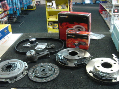 FORD FIESTA 1.25 1998-02 TIMING BELT KIT CLUTCH KIT BRAKE DISC BRAKE PADS