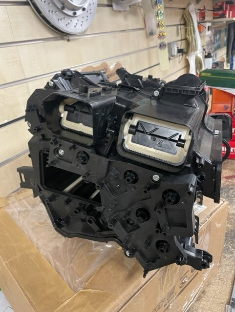 LHD AUDI A4 A5 A6 A7 Q5 Q7 Q8 AIR DISTRIBUTION HOUSING 4M0820356A  GENUINE