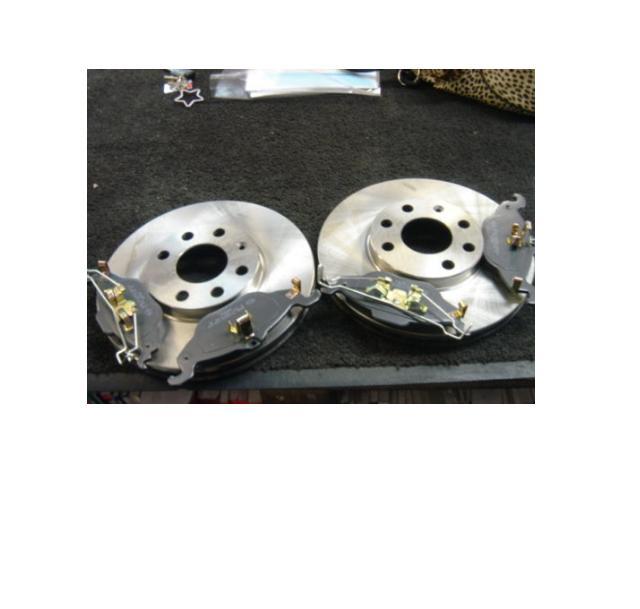 VAUXHALL ASTRA G MK4 1998-2004 FRONT BRAKE DISCS PADS 