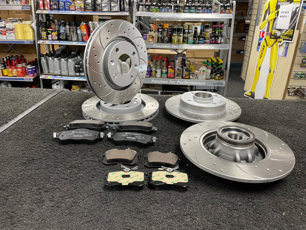 CITROEN C4 HDi  DISC DRILLED GROOVED FRONT REAR BRAKE DISCS MINTEX BRAKE PADS