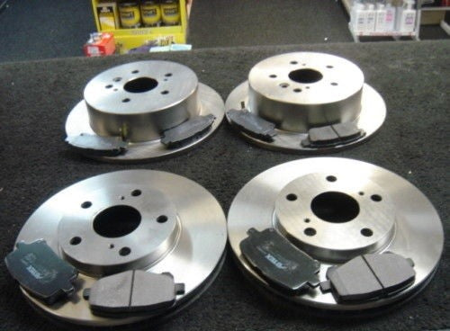 BRAKE DISC BRAKE PAD FRONT REAR FOR TOYOTA URBAN CRUISER 1.33 1.4D4D 2009-2013