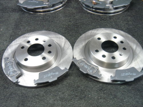 FOR NISSAN PRIMERA P12 2002 ON BRAKE DISC  REAR BRAKE DISC &PADS NEW SET