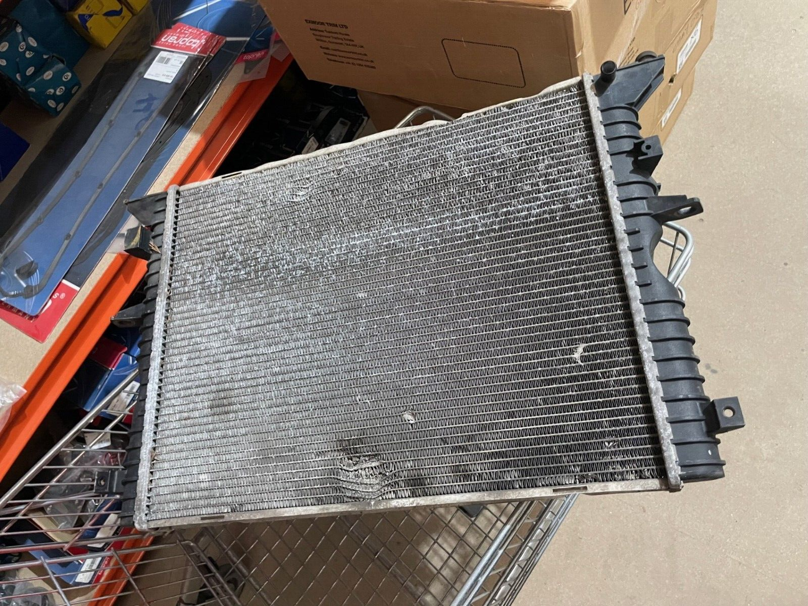 LANDROVER DEFENDER 90 110 PUMA 2.2 2.4TDCI GENUINE RADIATOR