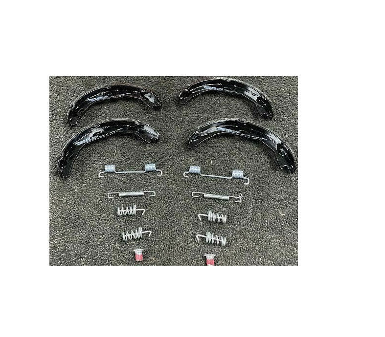FIT FOR MERCEDES C200 C220 C230 CDi W204 REAR HAND BRAKE PARKING SHOES+FITTINGS