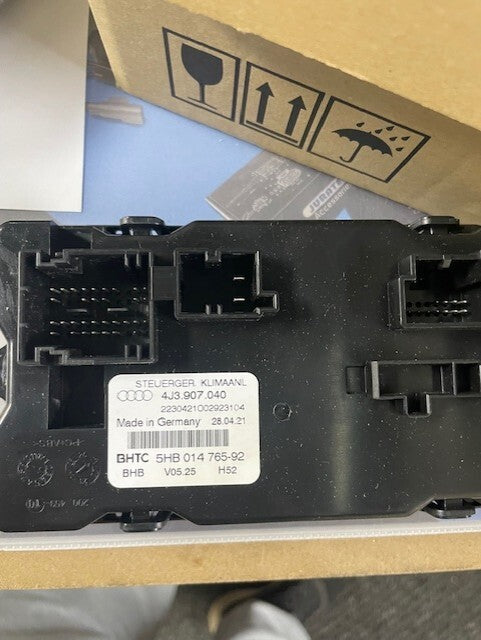 AUDI E-TRON GT 2021 On CONTROL UNIT FOR AIR CONDITION MODULE 4J3907040 GENUINE