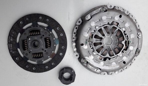 A3 LEON ARONA IBIZA KAROQ OCTAVIA SUPERB 1.6TDI CLUTCH KIT 3PCE LUK 2012-2019
