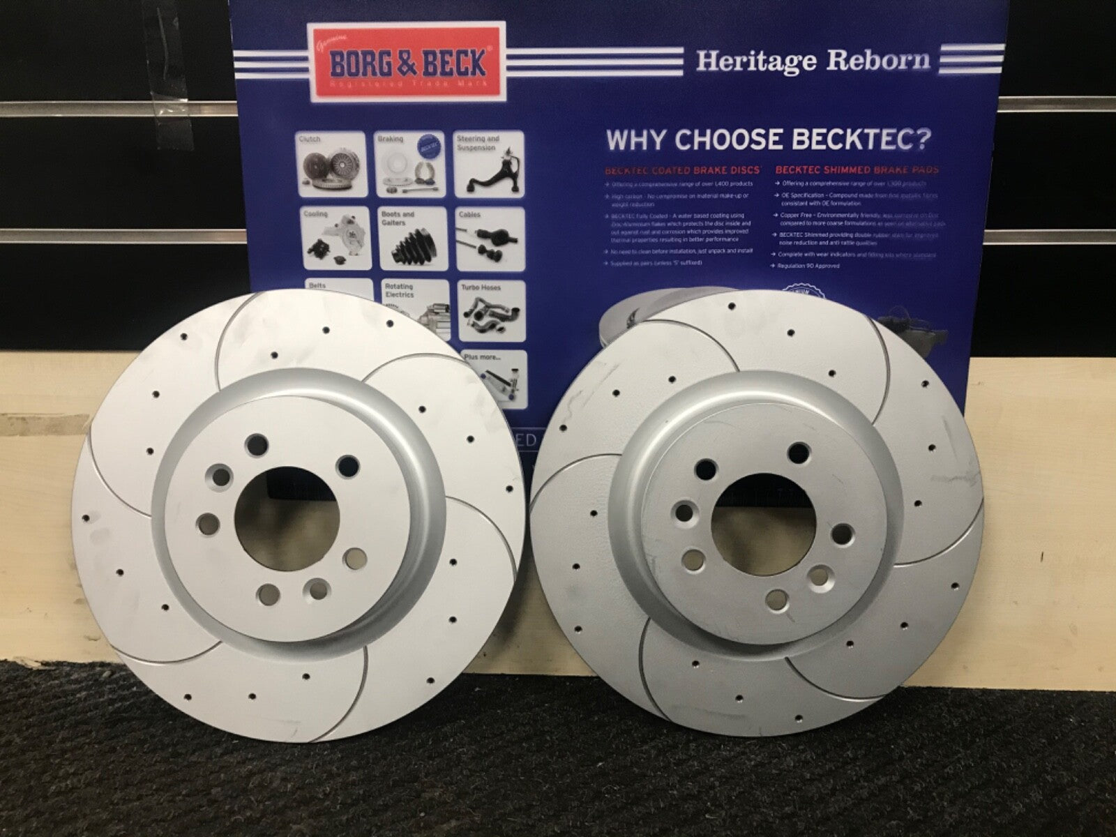 FOR RANGE ROVER SPORT 3.0SDV HSE DYNAMIC L494 2013ON FRONT BRAKE DISC DRILLED 