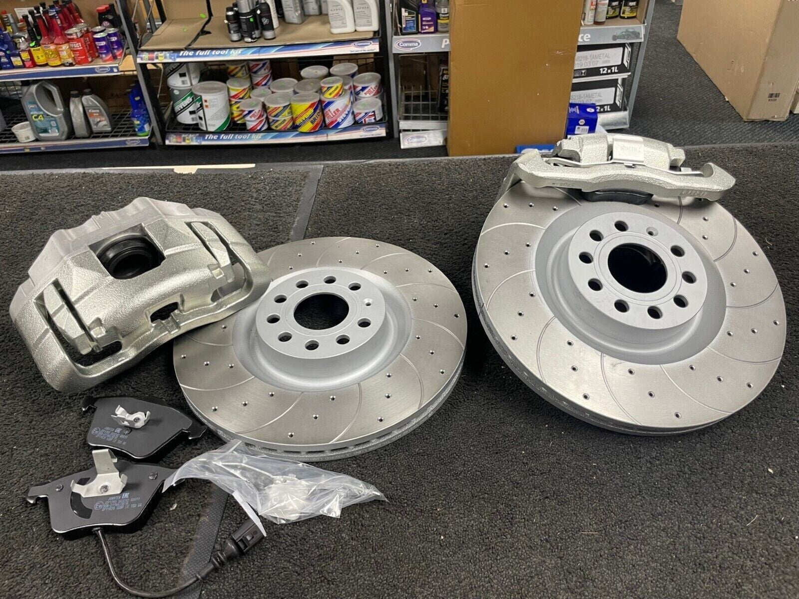 VW GOLF MK5 R32 BIGBRAKE DISC UPGRADE CONVERSION KIT CALIPER DISC PAD  345MM