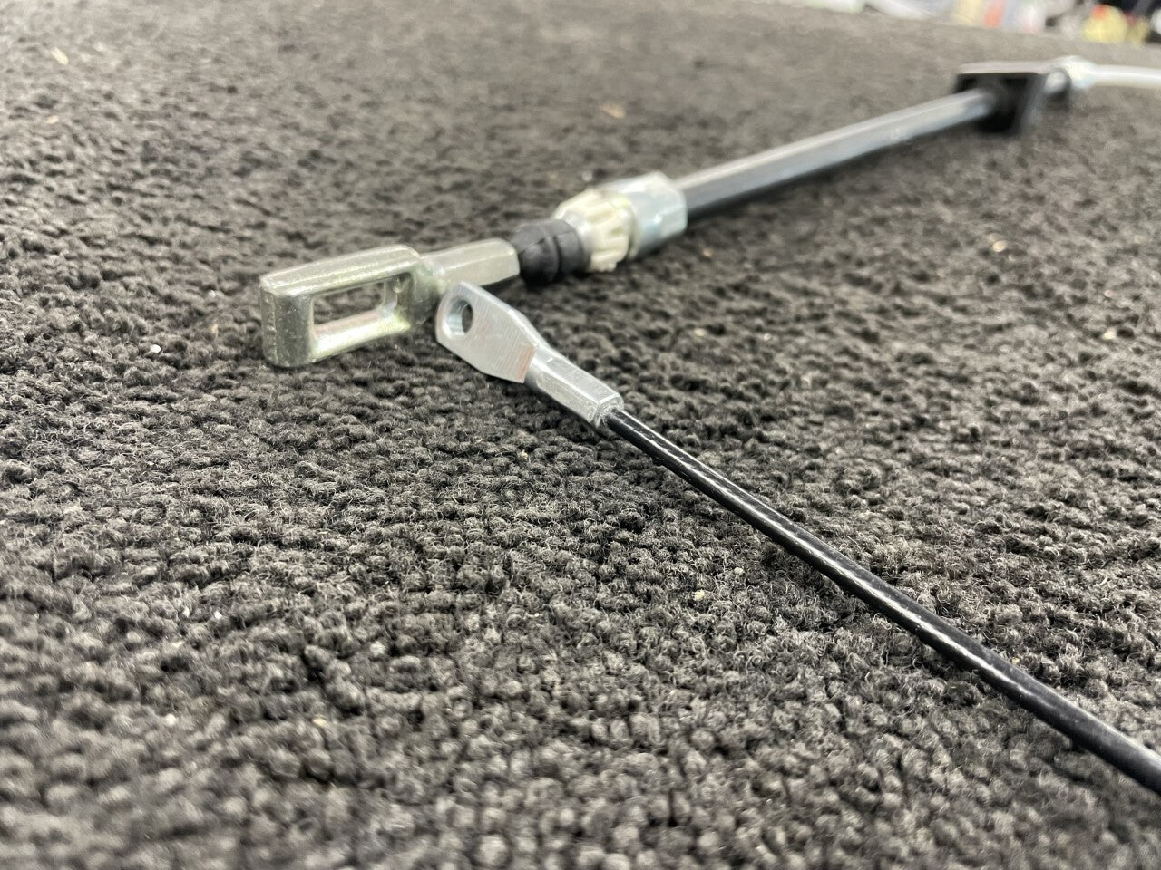 FOR MERCEDES SPRINTER VW LT CDi REAR HAND BRAKE CABLE Length 2010 mm