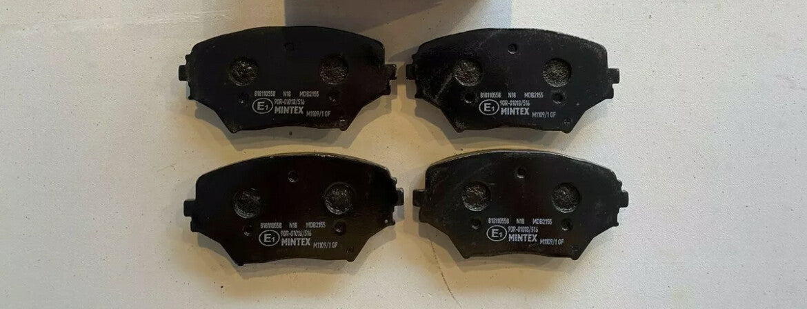 FOR TOYOTA RAV4 D4D 2.0 VVTI BRAKE PADS MINTEX FRONT