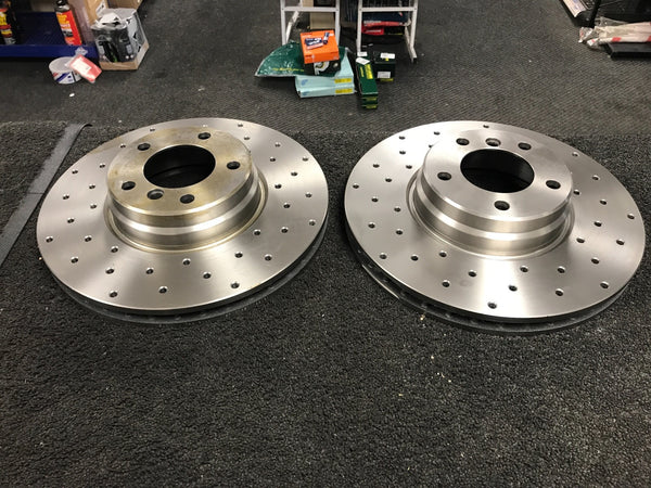 BMW 750iL 5.4 E38 2 FRONT BRAKE DISC CROSS DRILLED 334MM
