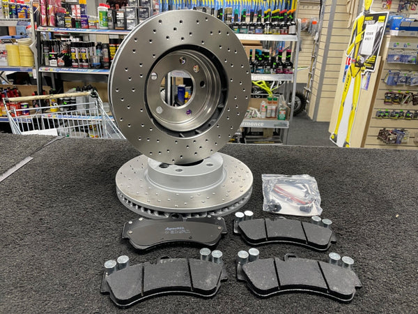 FOR CAYENNE V6 (MK1 (955)) FRONT DRILLED 330MM BRAKE DISCS WITH PADS WIRE SENSOR