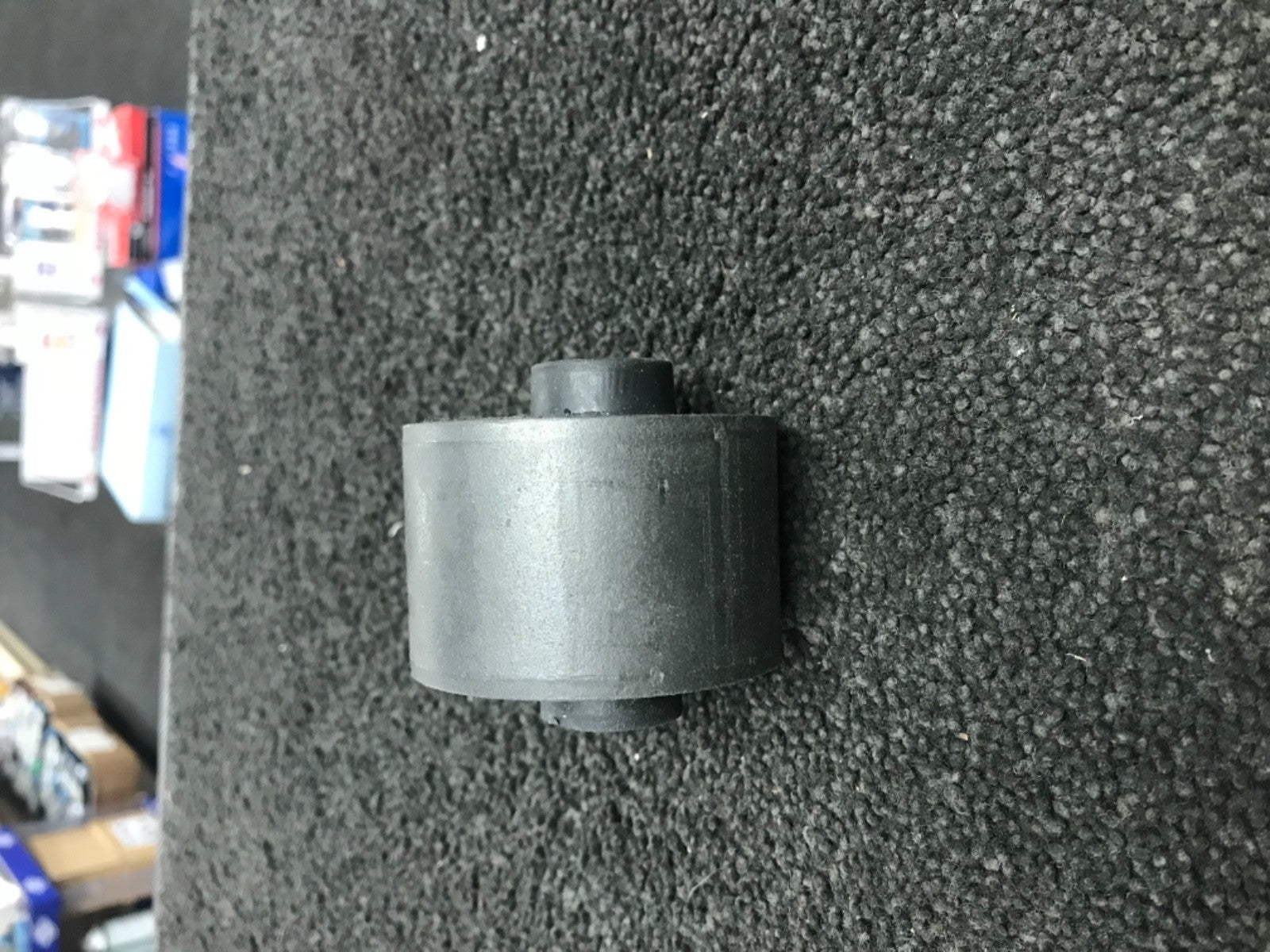 VOLVO 850 S70 V70 C70  TOP ENGINE MOUNT BUSH BUSHING HD HEAVY DUTY 9434263 