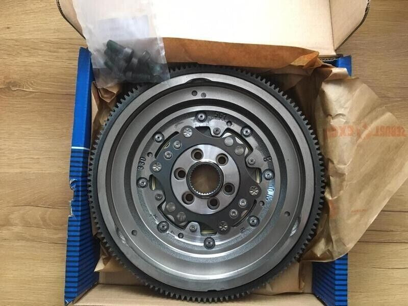 DUAL MASS FLYWHEEL SKODA KODIAQ 2.0 TDI 150 NS7 DSG 03L105266DQ 03L105266AM