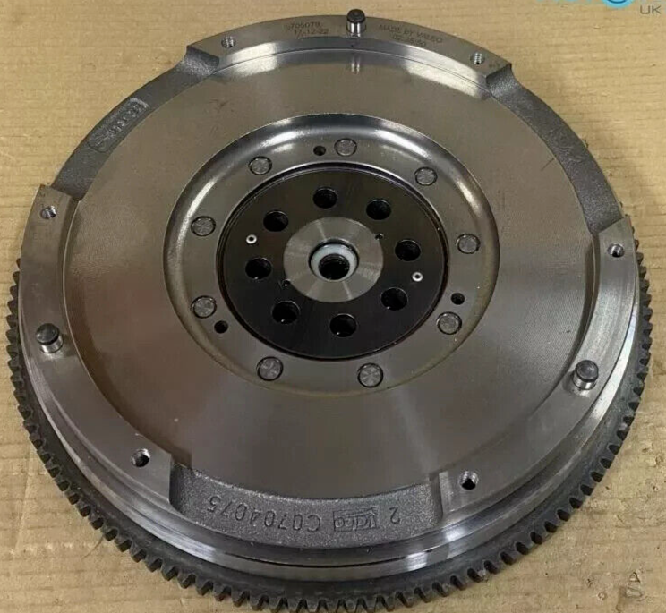 DUAL MASS FLYWHEEL GENUINE VALEO BMW 1/2/3/4 SERIES 2.0D GS6 GEARBOX