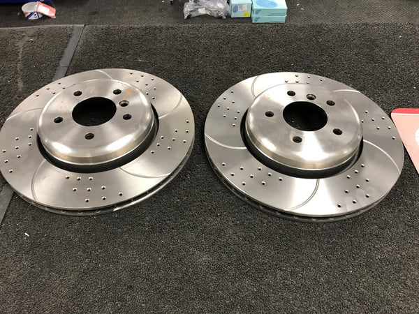 BMW 525 530 535D M SPORT BRAKE DISCS DRILLED GROOVED SET 345MM