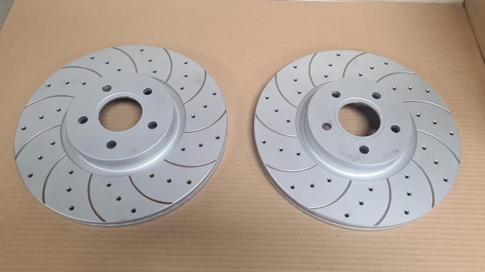FOR FORD FOCUS 2.5 ST VOLVO C70 FRONT 320MM DRILLED GROOVED BRAKE DISCS