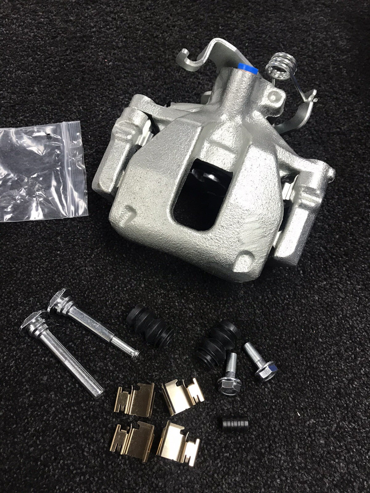 FORD TRANSIT MK7 2.2 2.4 TDCi 2006-2013 2 REAR BRAKE CALIPER +BRACKETS LH RH