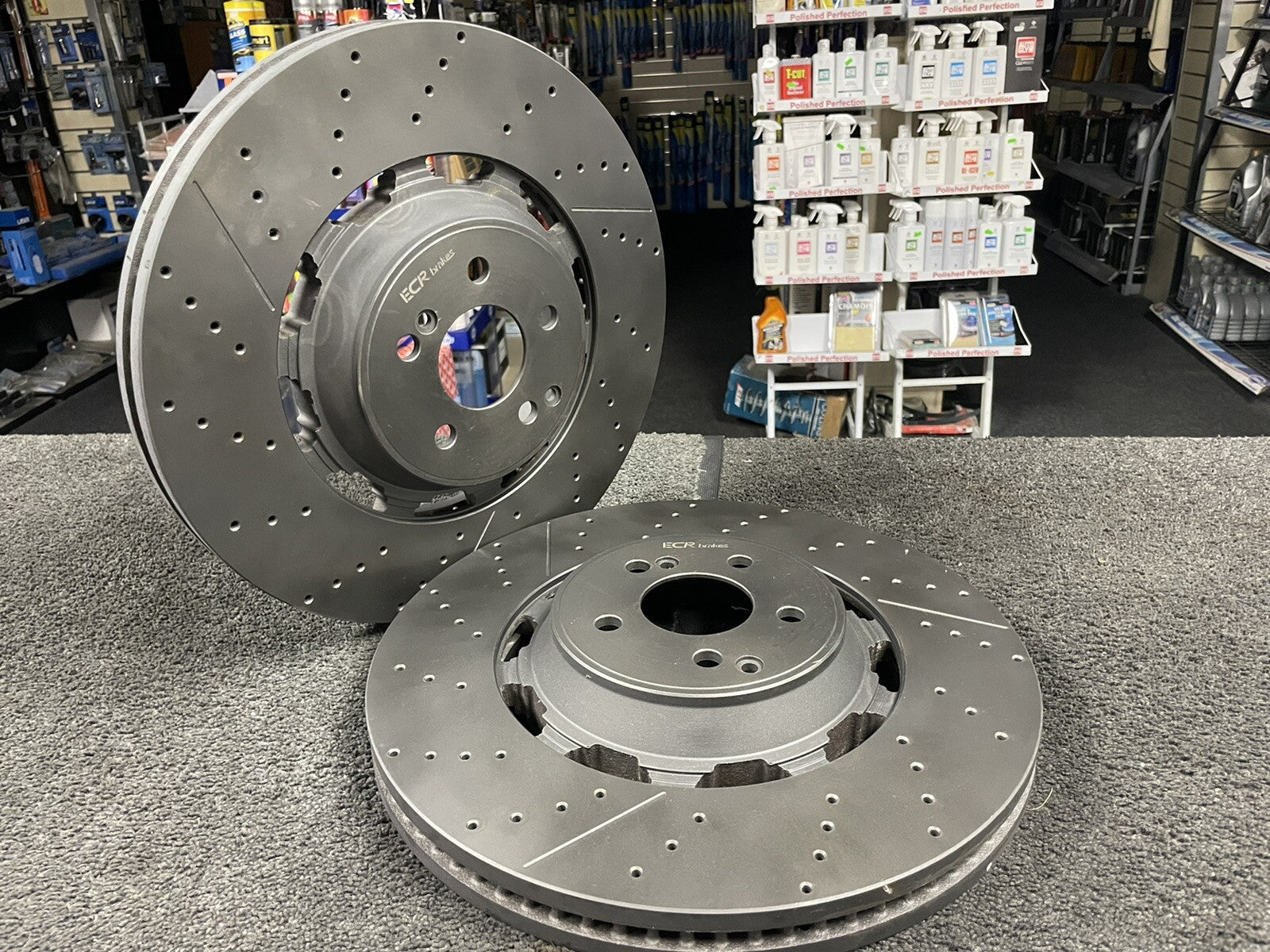 FOR MERCEDES AMG GT C63 W205 S205 A205 FRONT REAR BRAKE DISCS AND PADS