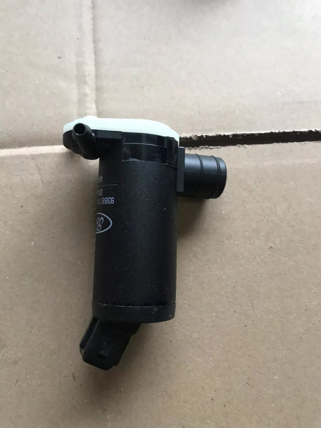 WINSCREEN WASHER PUMP FIESTA COUGAR MONDEO ESCORT TRANSIT KA FUSION ORIGINAL 