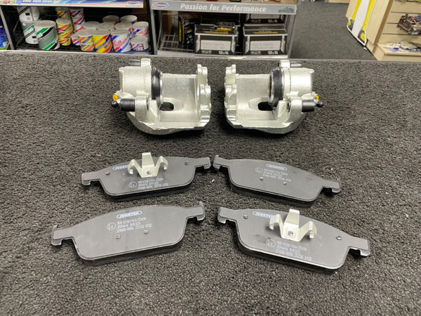 BRAKE CALIPER FRONT PAIR +BRAKE PADS  KUGA TITANIUM X TDCI ECOBOOST